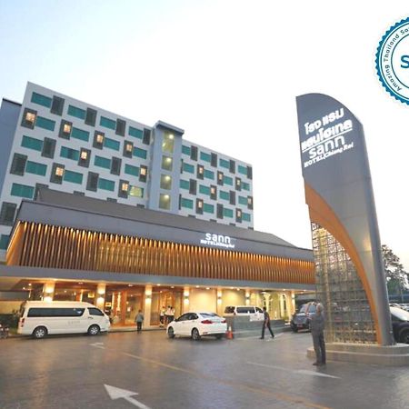 Sann Hotel Чианграй Экстерьер фото